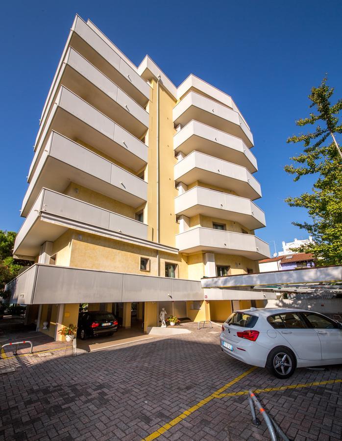 Residence California Лідо-ді-Єзоло Екстер'єр фото